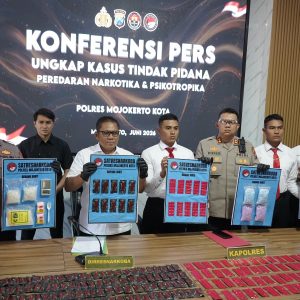 Polres Mojokerto Kota Ungkap Narkoba Temukan 330 Catride Vape Berisi Etomidate