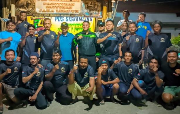 Sambut HUT Bhayangkara ke-80, Kapolsek Jatiwangi Pererat Silaturahmi dan Apresiasi Pos Kamling Desa Sutawangi