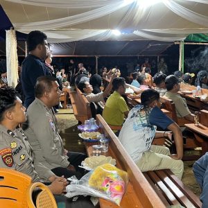 Dukung Ketahanan Pangan Polsek Sangkulirang Bersama Petani Desa Tepian Terap Pesta Panen