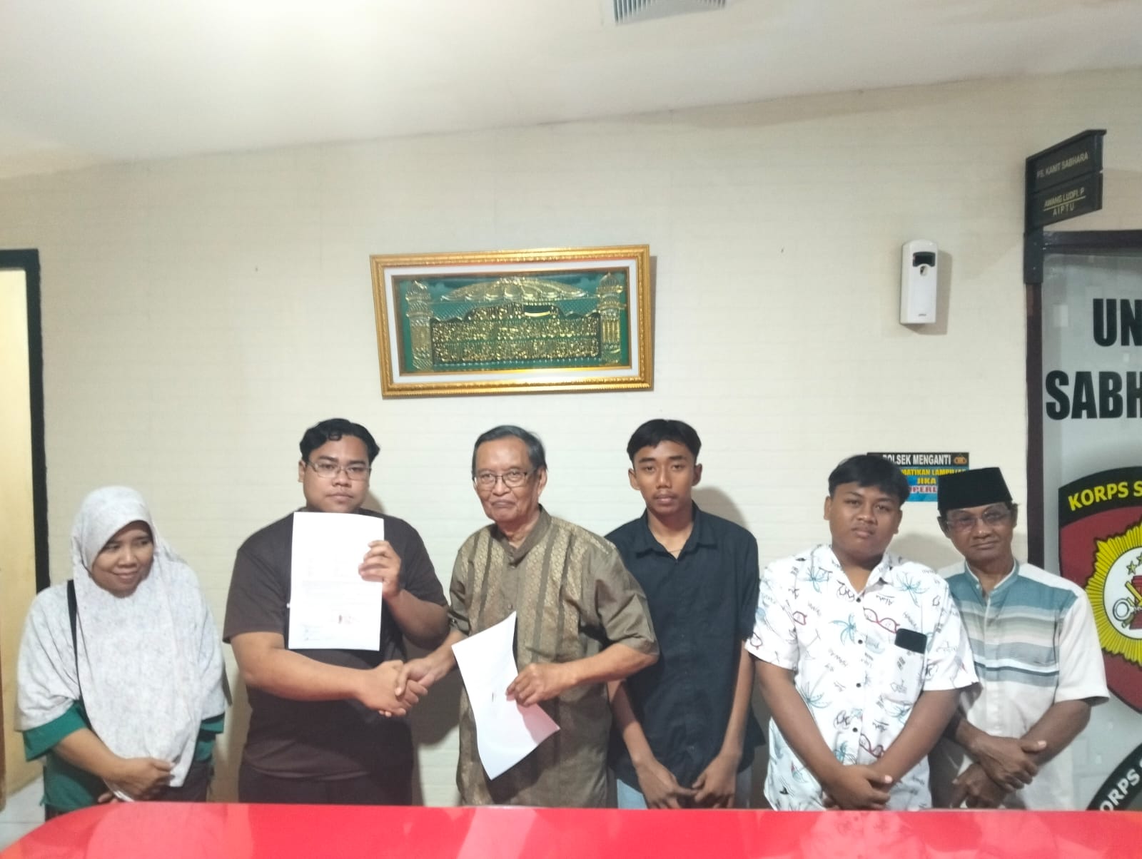 Respons Cepat Kapolsek Menganti Tuntaskan Kasus Viral Dugaan Kekerasan terhadap Dua Pelajar di Desa Domas