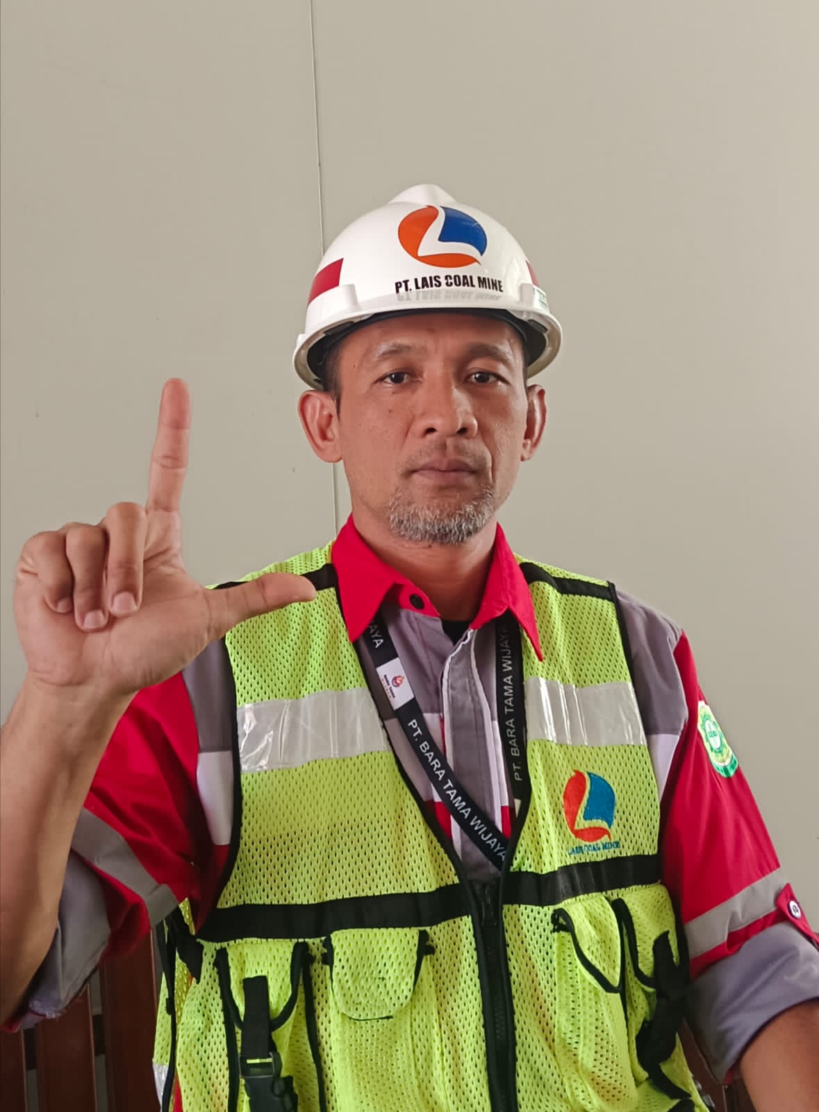 PT Lais Coal Mine Peringati Hari Lingkungan Hidup Sedunia, Gelar Aksi Bersih Sampah dan Penanaman Pohon