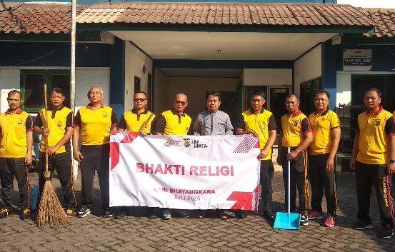 Sambut Hari Bhayangkara ke – 80, Polres Pelabuhan Tanjung Priok, Gelar Bakti Religi di Rumah Ibadah