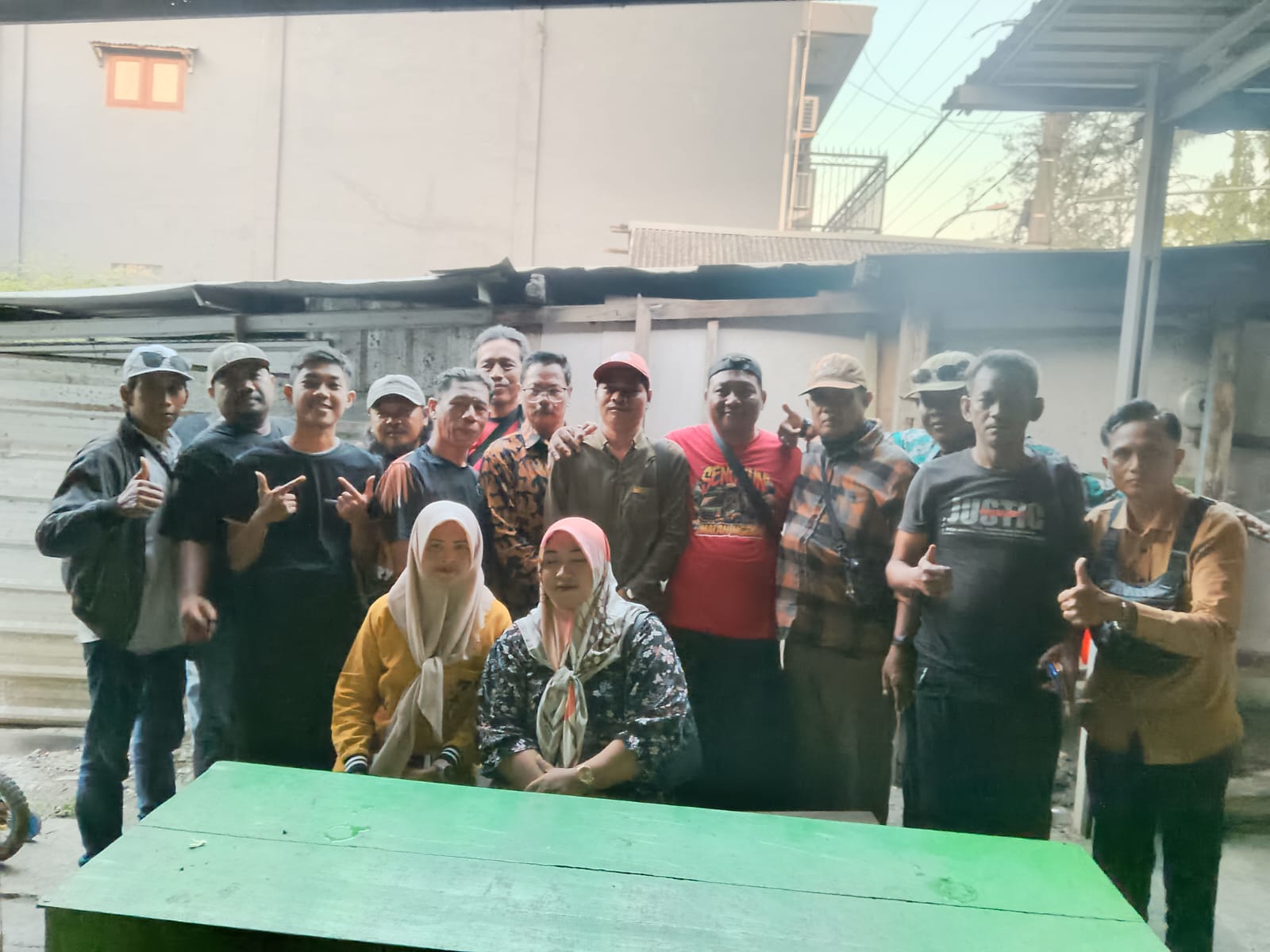 kopdar Ajang Diskusi Santai LSM GMBI distrik Gresik  Bersama Jurnalis Gresik