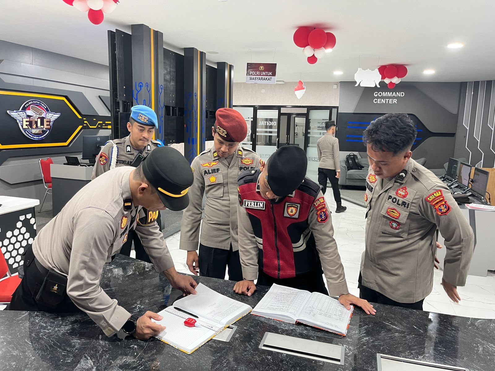Call Center 110 Polres Kutim Siaga 24 Jam, Garda Terdepan Respon Cepat Layani Aduan Masyarakat