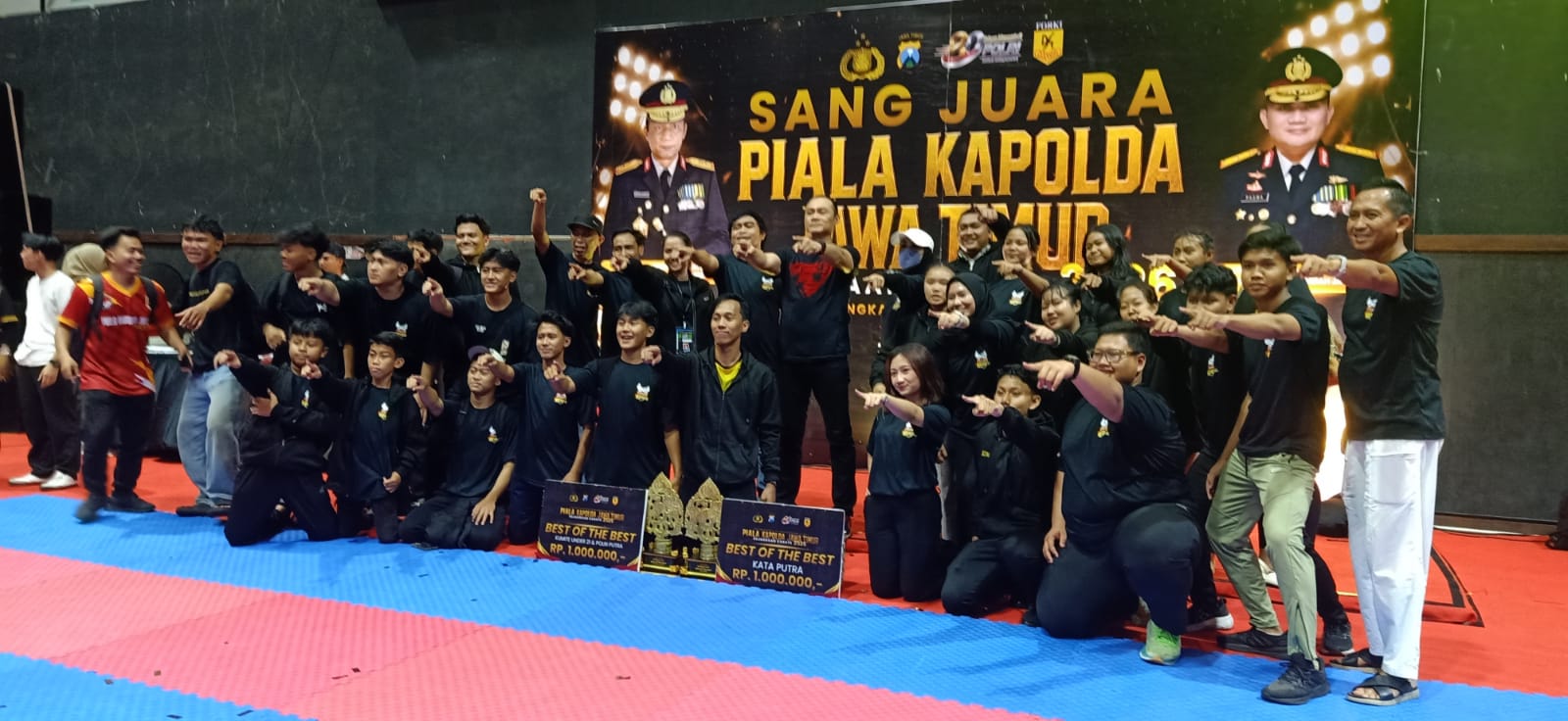 Polres Pelabuhan Tanjung Perak Tembus 5 Besar Karate Cup Piala Polda Jatim, Sabet “Triple Six” Medali