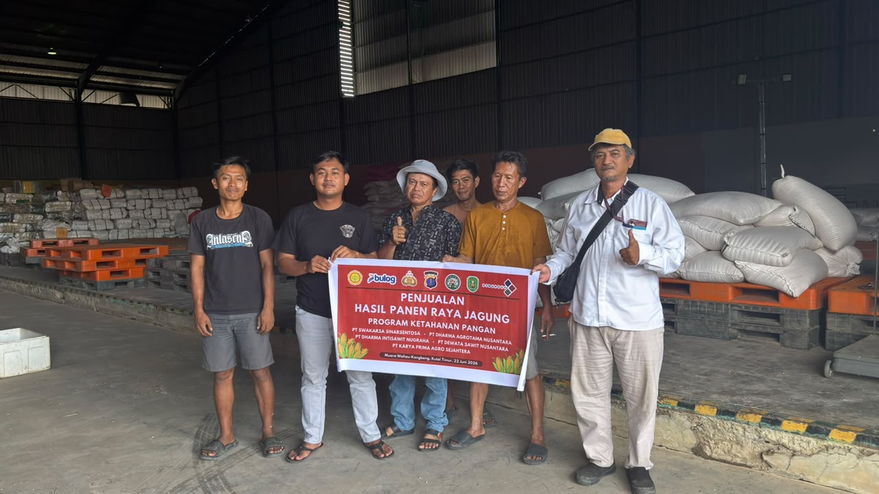 Polsek Muara Wahau Dan PT DSN Group Kirim 2,2 Ton Jagung Pipil Ke Gudang Bulog Samarinda