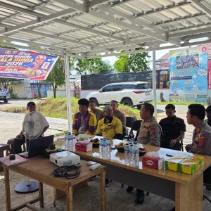 Kapolres Kutim Pererat Silaturahmi Dan Sinergi Kamtibmas Dengan Nobar Piala Dunia 2026 Bersama Warga Dan Ojol