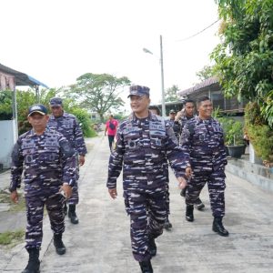 Kodaeral I Optimalkan Lahan Produktif, Komandan Tinjau Tanaman Hidroponik dan Kolam Ikan Patin – Nila