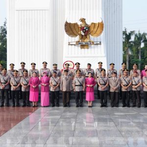 Menghormati Jasa, Melanjutkan Pengabdian: Wakapolri Pimpin Ziarah Nasional Menjelang Hari Bhayangkara ke-80