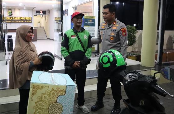 Polisi Kembalikan Motor Pengemudi Ojol Korban Penipuan di Tanjung Priok
