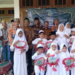 Peringati 10 Muharram 1448 H /2026 M, Eco Enzyme Nusantara Kabupaten Sampang Peduli Anak Yatim Dengan Memberikan Santunan