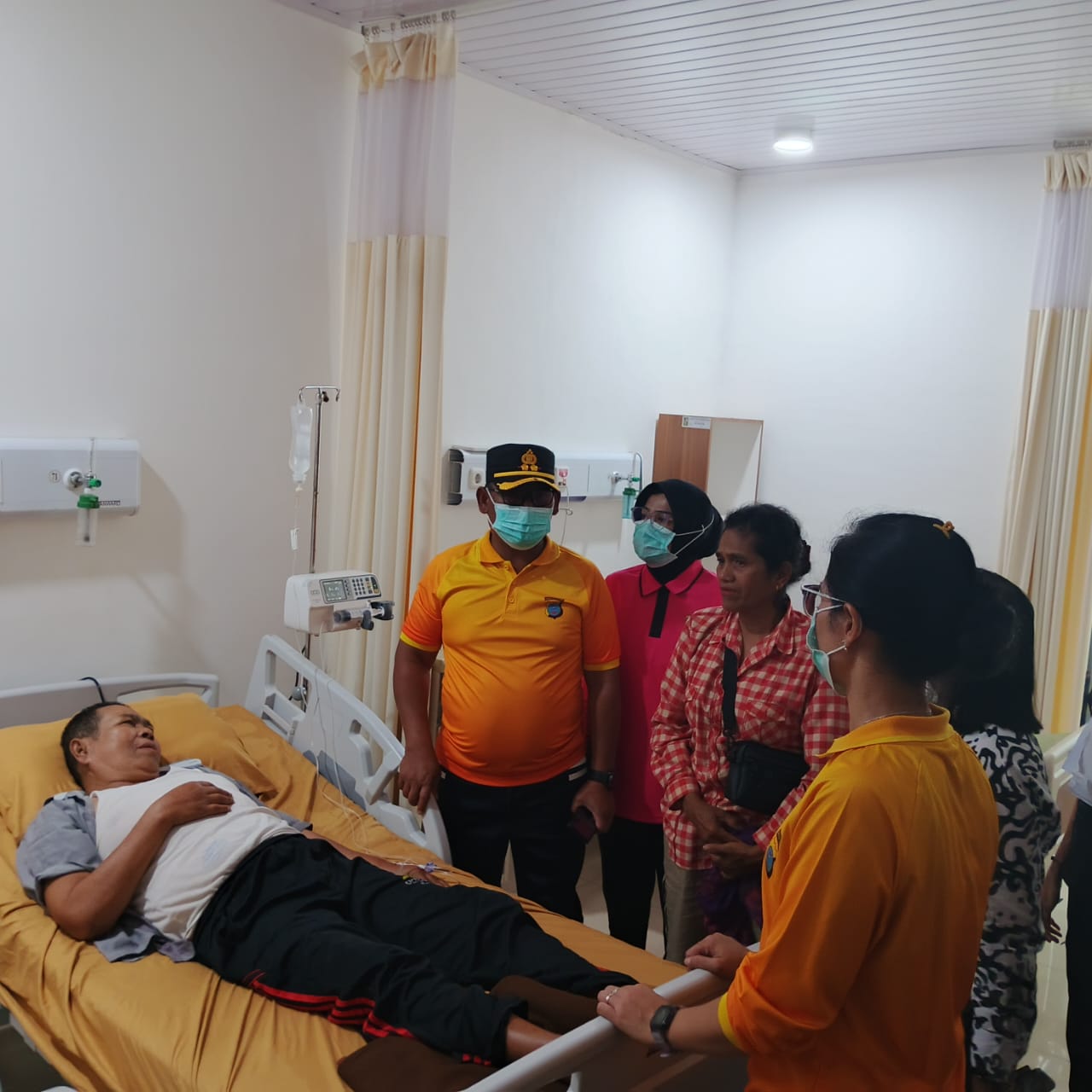 Peduli Kesehatan Warga, Kapolres Simalungun Bantu Aktifkan Kartu BPJS Pasien di RSUD Tuan Rondahaim