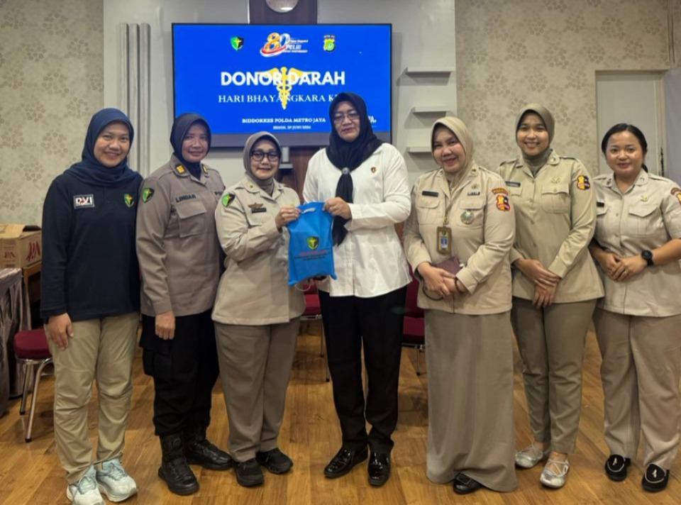 Polwan Polda Metro Jaya Donor Darah, Wujud Kepedulian di Hari Bhayangkara ke-80