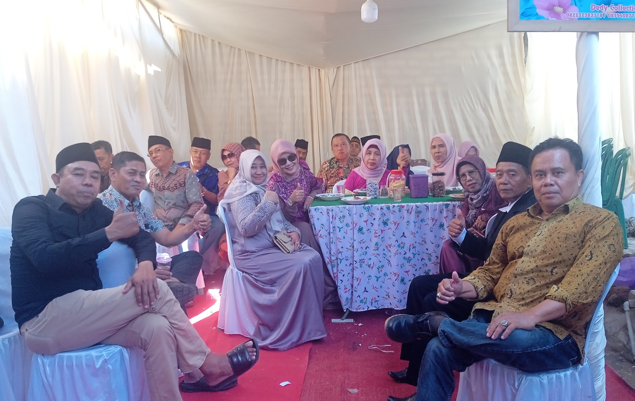 Kompak,  Tretan Alumni SMANSA 88  Tampil Bersama Di Acara Pernikahan Putrinya Bapak Djoesliadi di Desa Jungkarang