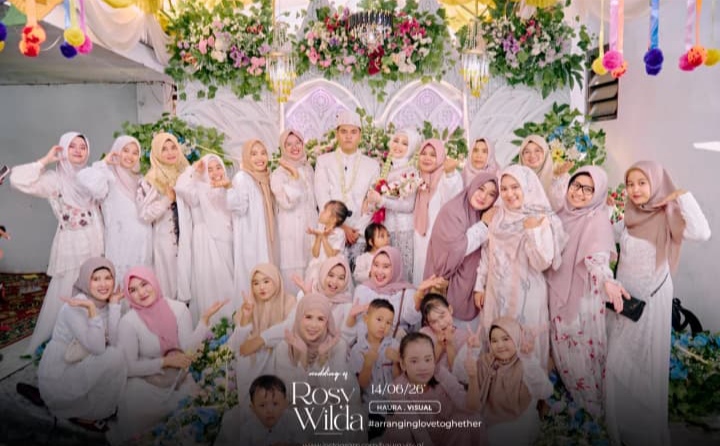 Resepsi Pernikahan Wilda Ayu Pramudiningtyas Amd Keb Dengan Fathur Rosy Penuh Hikmat