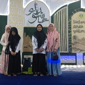 Yayasan Taman Pendidikan Islam Attanwir ( TPIA ) Kajuk Berikan Santunan Anak Yatim 10 Muharram