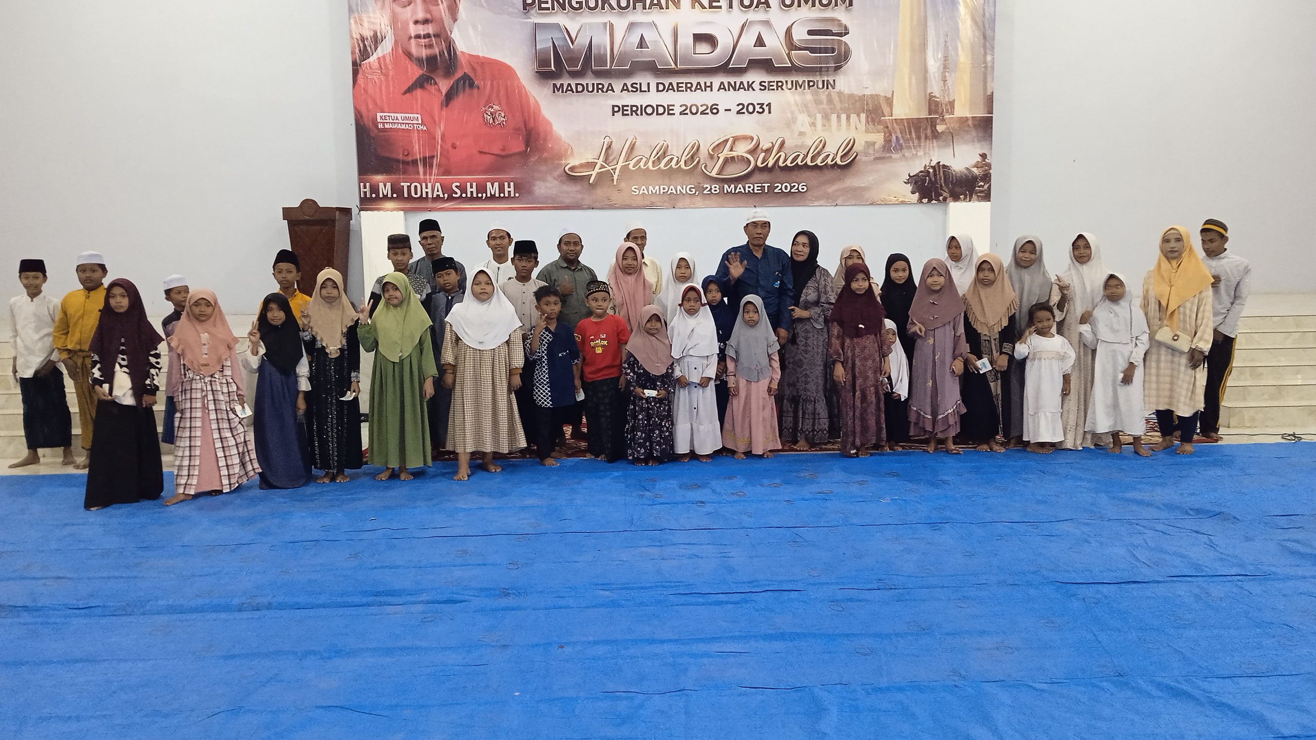 Lebaran  Anak Yatim 10 Muharram, Owner Sampang Water Park Berikan Santunan di Gedung Kholifah