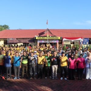 Olahraga dan Senam Bersama Semarakkan HUT Bhayangkara Ke-80 di Polres Mukomuko