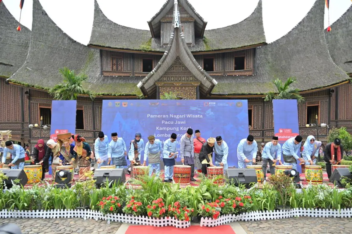 FESTIVAL MINANGKABAU 2026 RESMI DIBUKA : BUDAYA JADI KEKUATAN MASA DEPAN DAN PENGGERAK NADI EKONOMI RAKYAT